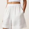 Pantaloncini in 100% lino Pantaloncini in 100% lino