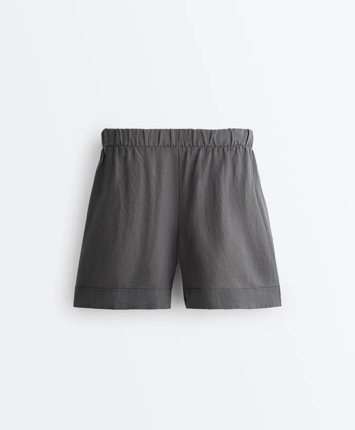 Pantaloncini in 100% lino Pantaloncini in 100% lino