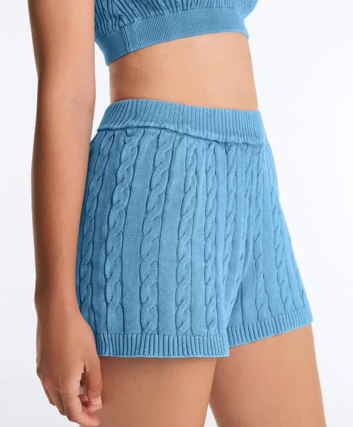 Pantaloncini in maglia a trecce lavata Pantaloncini in maglia a trecce lavata