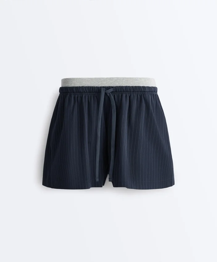 Pantaloncini in piqué di cotone gessato Pantaloncini in piqué di cotone gessato