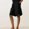 Pantaloncini midi in 100% lino Pantaloncini midi in 100% lino