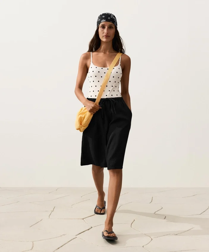 Pantaloncini midi in 100% lino Pantaloncini midi in 100% lino