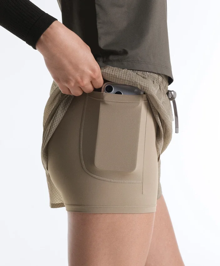 Pantaloncini tecnici 2 in 1 a vita media a quadri Pantaloncini tecnici 2 in 1 a vita media a quadri