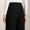 Pantaloni a gamba dritta con bottoni e bordino in modal Soft Touch Pantaloni a gamba dritta con bottoni e bordino in modal Soft Touch