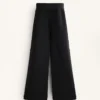 Pantaloni a gamba dritta con bottoni e bordino in modal Soft Touch Pantaloni a gamba dritta con bottoni e bordino in modal Soft Touch