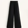 Pantaloni a gamba dritta con bottoni e bordino in modal Soft Touch Pantaloni a gamba dritta con bottoni e bordino in modal Soft Touch