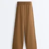 Pantaloni a gamba dritta con struttura a maglia laterale Pantaloni a gamba dritta con struttura a maglia laterale