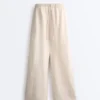 Pantaloni a gamba dritta in 100% lino Pantaloni a gamba dritta in 100% lino