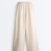 Pantaloni a gamba dritta in 100% lino Pantaloni a gamba dritta in 100% lino
