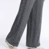 Pantaloni a gamba dritta in maglia a spina di pesce
