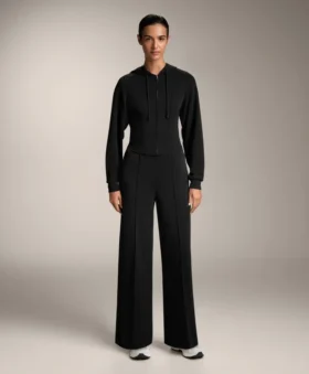 Pantaloni a gamba dritta in modal con piega Pantaloni a gamba dritta in modal con piega