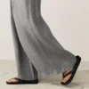 Pantaloni a gamba larga a righe in 100% lino