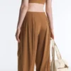 Pantaloni a gamba larga a vita alta Light Touch