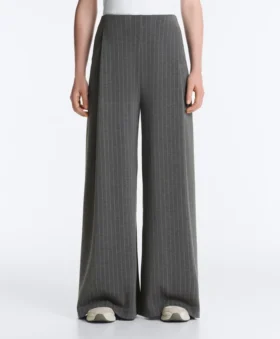 Pantaloni a gamba larga in modal Soft Touch con righe sottili