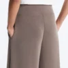 Pantaloni a gamba larga in modal Soft Touch con vita a corsetto Pantaloni a gamba larga in modal Soft Touch con vita a corsetto