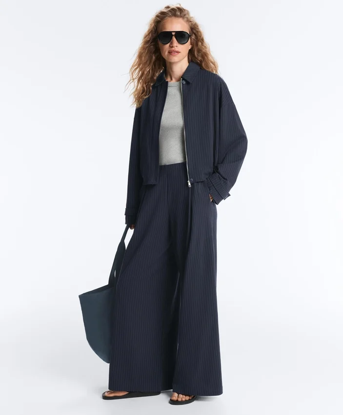 Pantaloni a gamba larga in piqué di cotone gessato Pantaloni a gamba larga in piqué di cotone gessato