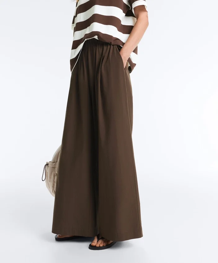 Pantaloni a gamba larga in popeline 100% cotone Pantaloni a gamba larga in popeline 100% cotone