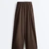Pantaloni a gamba larga in popeline 100% cotone Pantaloni a gamba larga in popeline 100% cotone