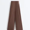 Pantaloni a gamba larga Light Touch con pinces Pantaloni a gamba larga Light Touch con pinces