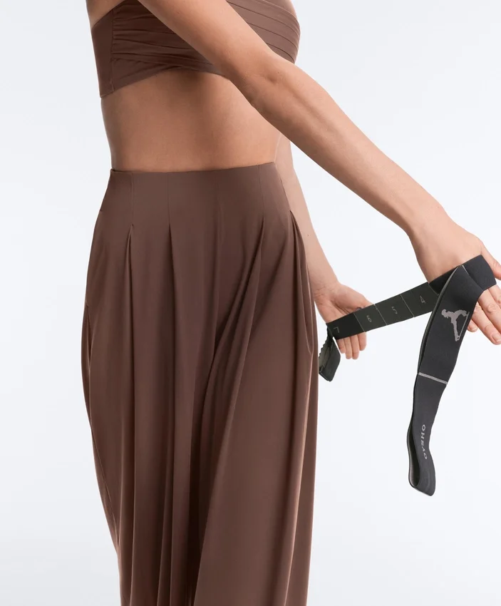 Pantaloni a gamba larga Light Touch con pinces Pantaloni a gamba larga Light Touch con pinces