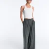 Pantaloni a gamba larga Light Touch con pinces Pantaloni a gamba larga Light Touch con pinces