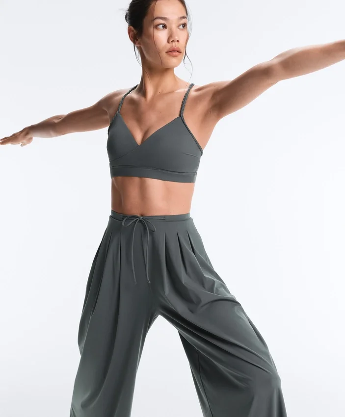 Pantaloni a gamba larga Light Touch con pinces Pantaloni a gamba larga Light Touch con pinces