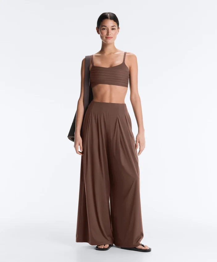 Pantaloni a gamba larga Light Touch con pinces Pantaloni a gamba larga Light Touch con pinces