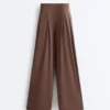 Pantaloni a gamba larga Light Touch con pinces Pantaloni a gamba larga Light Touch con pinces