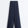 Pantaloni a gamba larga Soft Touch con piega laterale e in modal Pantaloni a gamba larga Soft Touch con piega laterale e in modal