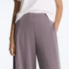 Pantaloni a gamba larga Soft Touch con piega laterale e in modal Pantaloni a gamba larga Soft Touch con piega laterale e in modal