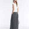 Pantaloni a gamba larga Soft Touch con piega laterale e in modal Pantaloni a gamba larga Soft Touch con piega laterale e in modal