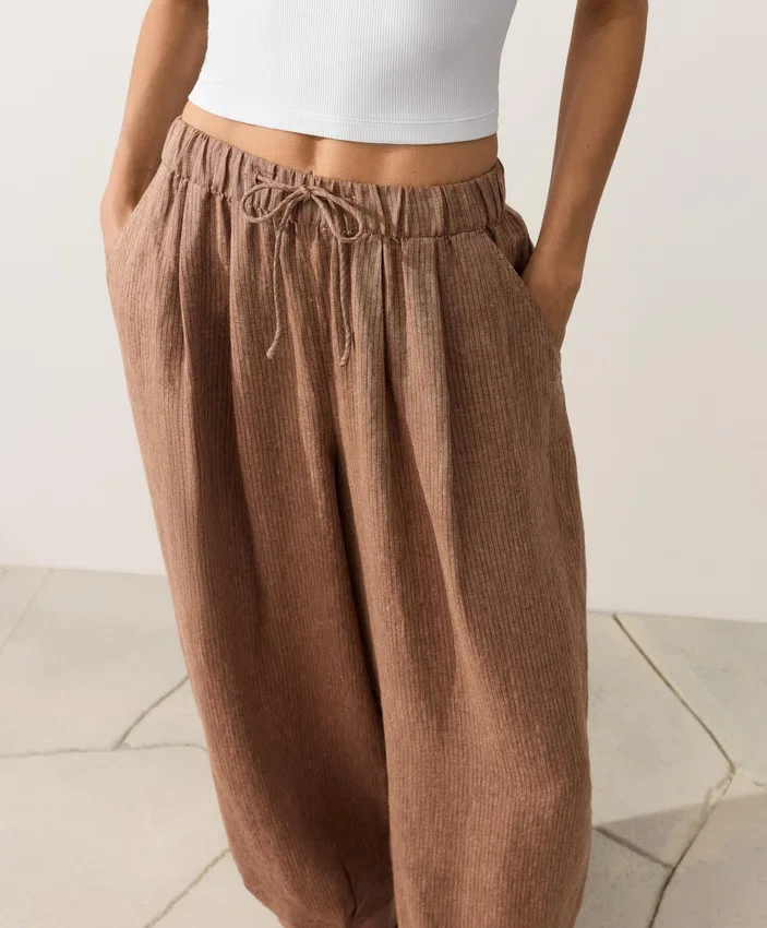 Pantaloni a palloncino a righe in 100% lino Pantaloni a palloncino a righe in 100% lino