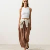 Pantaloni a palloncino a righe in 100% lino Pantaloni a palloncino a righe in 100% lino