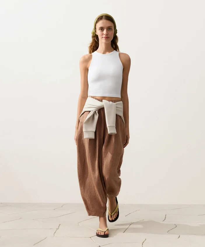 Pantaloni a palloncino a righe in 100% lino Pantaloni a palloncino a righe in 100% lino
