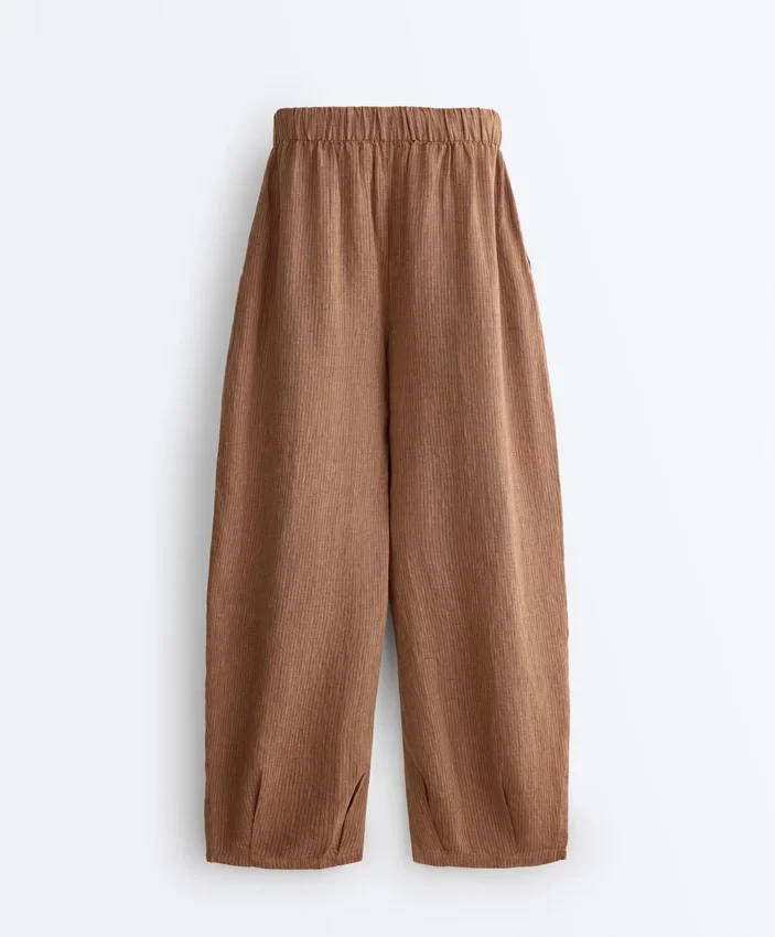 Pantaloni a palloncino a righe in 100% lino Pantaloni a palloncino a righe in 100% lino