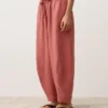 Pantaloni a palloncino in 100% lino Pantaloni a palloncino in 100% lino
