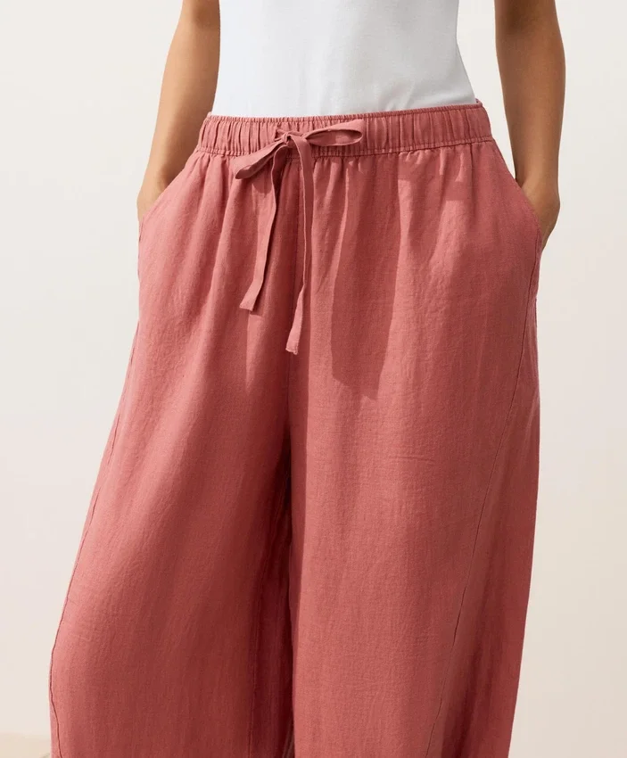 Pantaloni a palloncino in 100% lino Pantaloni a palloncino in 100% lino