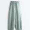 Pantaloni a palloncino in 100% lino Pantaloni a palloncino in 100% lino