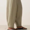 Pantaloni a palloncino in misto lyocell e 24% lino con cuciture Pantaloni a palloncino in misto lyocell e 24% lino con cuciture