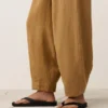 Pantaloni a palloncino in misto lyocell e 24% lino con cuciture Pantaloni a palloncino in misto lyocell e 24% lino con cuciture