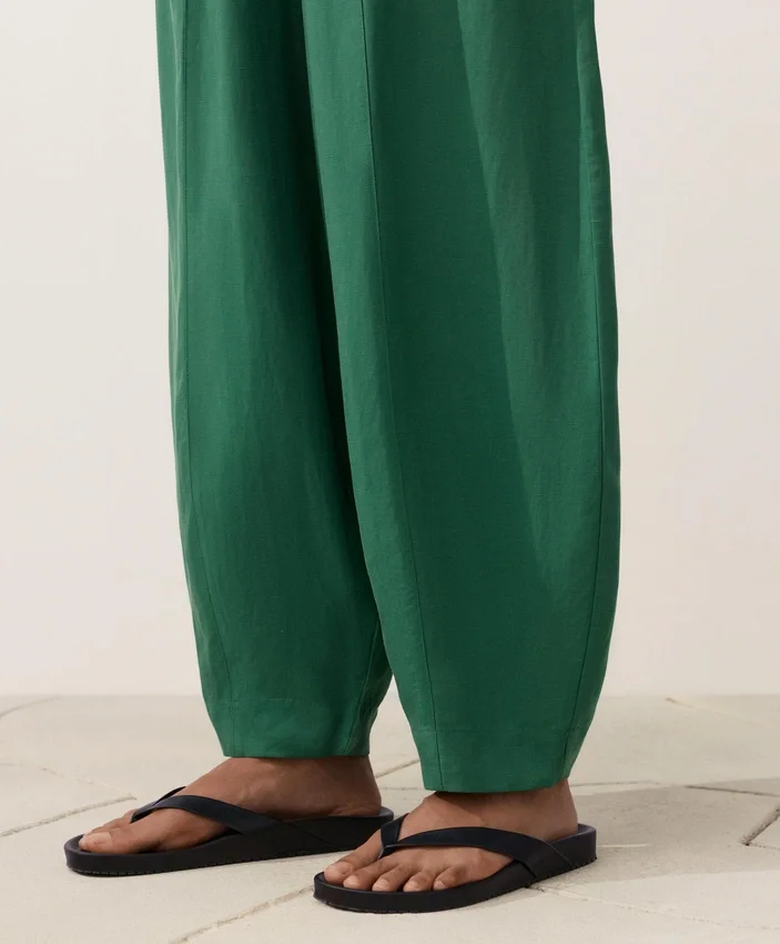 Pantaloni a palloncino in misto lyocell e 24% lino con cuciture Pantaloni a palloncino in misto lyocell e 24% lino con cuciture