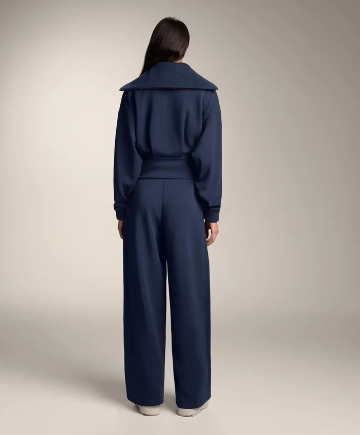 Pantaloni a sacchetto con piega laterale e modal spazzolato Pantaloni a sacchetto con piega laterale e modal spazzolato