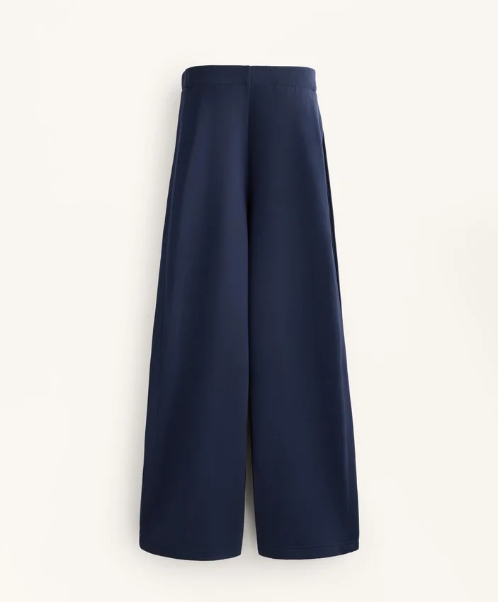 Pantaloni a sacchetto con piega laterale e modal spazzolato Pantaloni a sacchetto con piega laterale e modal spazzolato