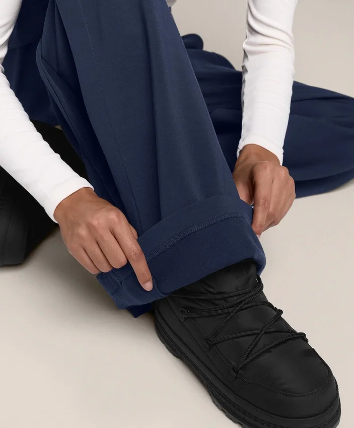 Pantaloni a sacchetto con piega laterale e modal spazzolato Pantaloni a sacchetto con piega laterale e modal spazzolato