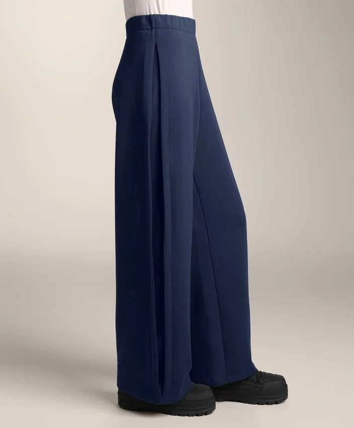 Pantaloni a sacchetto con piega laterale e modal spazzolato Pantaloni a sacchetto con piega laterale e modal spazzolato
