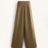 Pantaloni a vita alta a gamba dritta effetto neoprene Pantaloni a vita alta a gamba dritta effetto neoprene