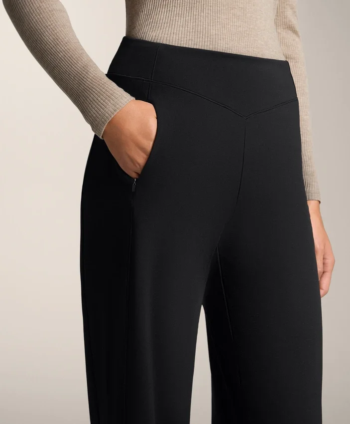 Pantaloni a vita alta, caldi e a gamba dritta Pantaloni a vita alta, caldi e a gamba dritta