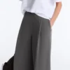 Pantaloni a vita alta e gamba larga in cotone piqué Pantaloni a vita alta e gamba larga in cotone piqué