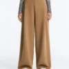 Pantaloni a vita alta in twill a gamba larga con pieghe Pantaloni a vita alta in twill a gamba larga con pieghe