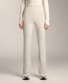 Pantaloni a vita alta, larghi e caldi, con tasche Pantaloni a vita alta, larghi e caldi, con tasche